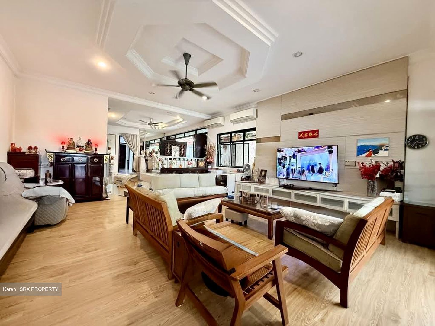 Phillips Avenue (D19), Terrace #575264051